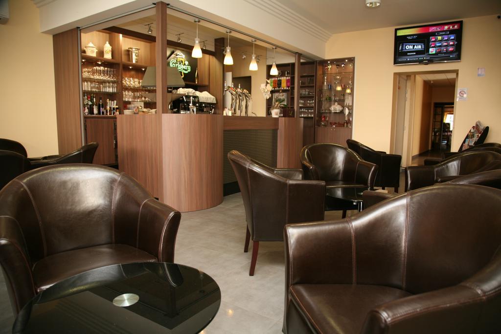 Baccarat Logis Hotel- Restaurant La Renaissance מראה חיצוני תמונה